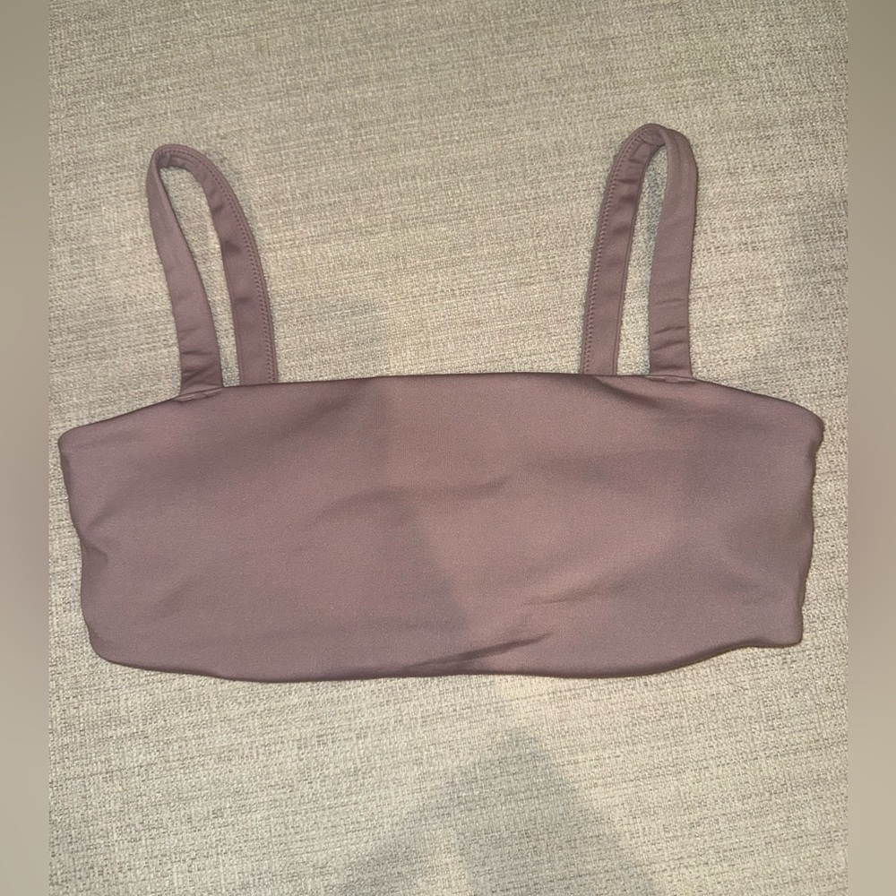 Vuori Evolve Square Neck Bra